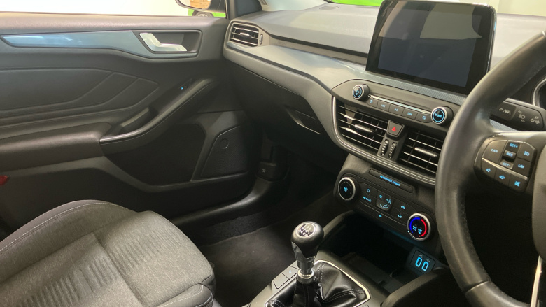 Ford Focus 1.0 EcoBoost Hybrid mHEV 125 Active Edition 5dr Petrol Hatchback